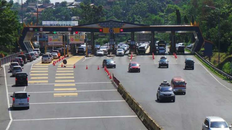 Gerbang Tol Transaksi Semarang Solo