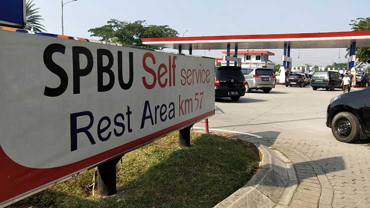 Rest Area Tol Jakarta Jogja