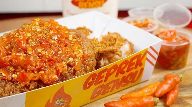 Daftar Menu Ayam Geprek Bensu