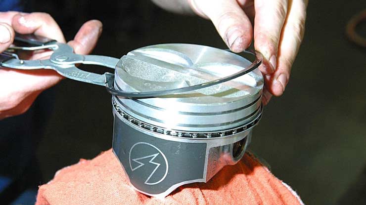 Biaya Perbaikan Ring Piston Mobil di Bengkel