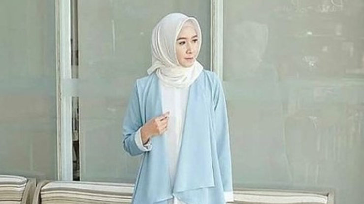 Jilbab Putih