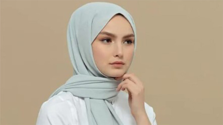 Baju Putih Jilbab Warna Biru Pastel