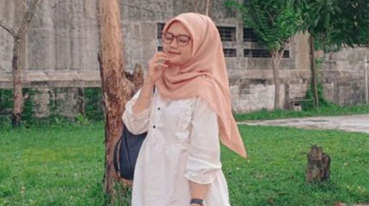 Jilbab Warna Peach