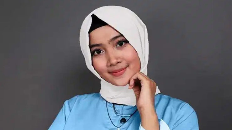 Jilbab  yang Cocok Warna Putih